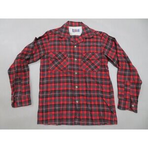 Vintage Pendleton Shirt Mens Small Red Black Plaid Wool Outdoors Flannel USA 60s